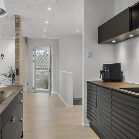 Stylish In Near Billund -4 Bedroom فيلة