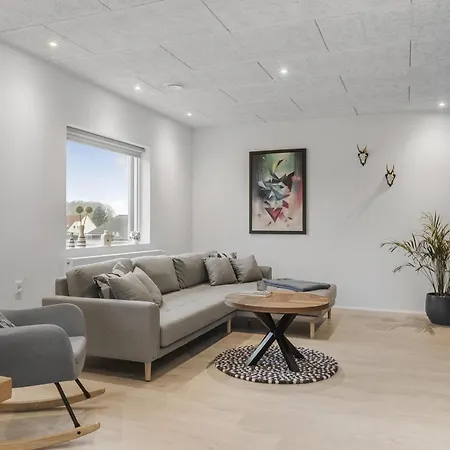 Stylish In Near Billund -4 Bedroom * فايل