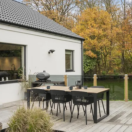 Dejligt Hus I Hyggelige