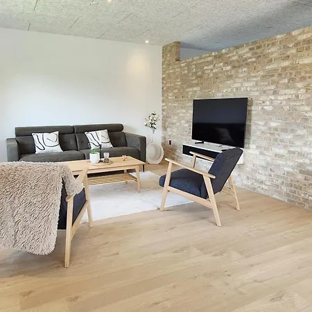 Stylish In Near Billund -4 Bedroom 빌라 *