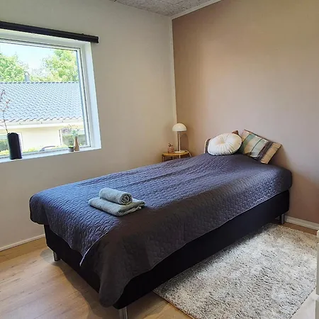 Villa Stylish In Near Legoland -4 Bedroom Incl Towels And Bed Linens Vejle