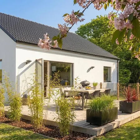 Villa Stylish In Near Legoland -4 Bedroom Incl Towels And Bed Linens Vejle